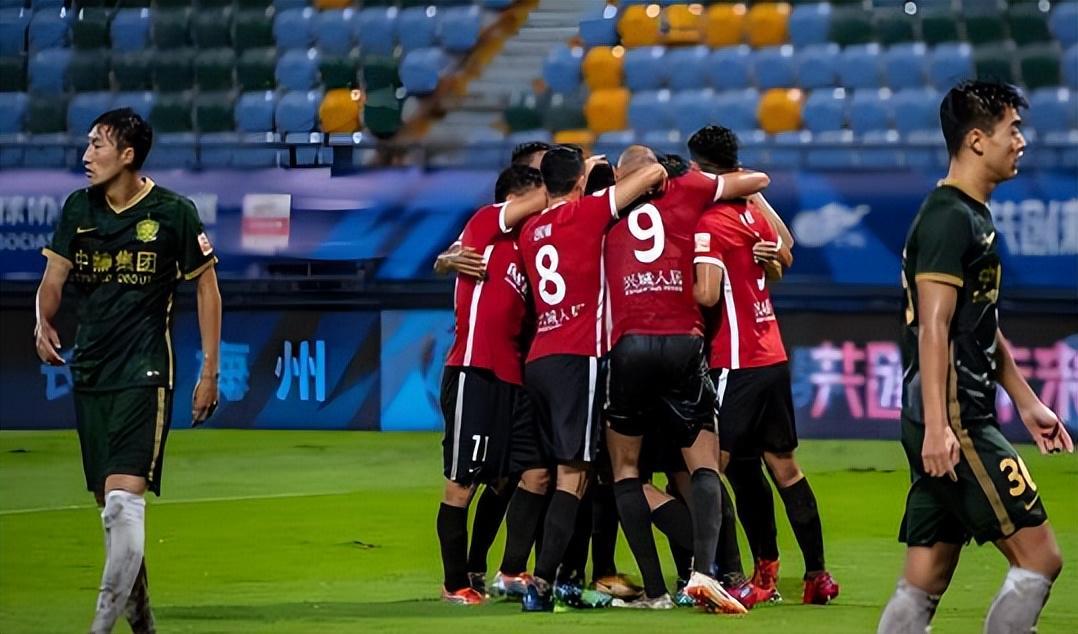 世界杯直播平台官网下载安装-成都蓉城后腰新外援仅用一场比赛，就直接征服球迷，值得期待