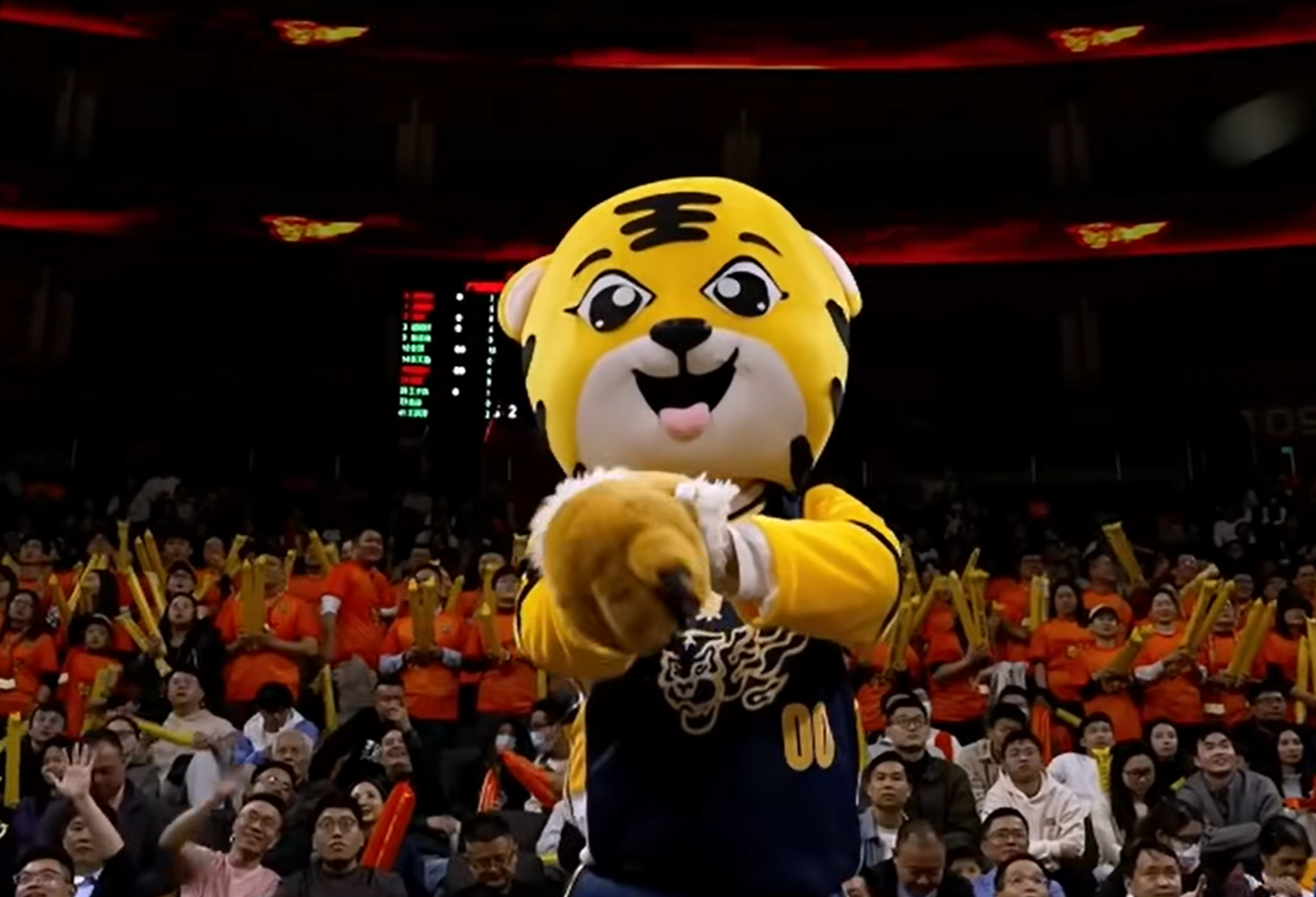 世界杯官方app下载中心-PK上海队！广东队4大主力球员缺阵，12人参赛名单出炉