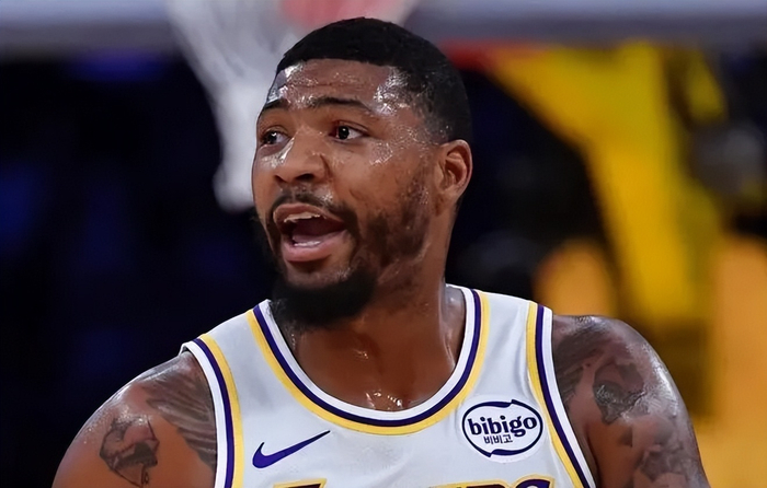 世界杯客户端升级说明-湖人加时127-125险胜掘金 球员评价：5人优秀，1人及格，3人低迷|奥斯汀-里弗斯|马库斯-斯玛特|洛杉矶湖人队|NBA常规赛|卢卡-东契奇_新浪体育_新浪新闻